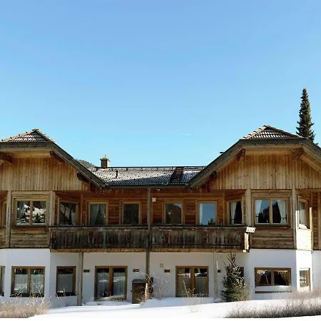 Thermenchalet 公寓 *
